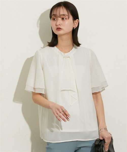 nissen（ニッセン）の「【販売終了】【ＵＶカット・防汚・花粉防止】ボウタイ半袖ブラウス（シャツ/ブラウス・レディース・ネイビー/グレー/オフホワイト・M/L/LL）」の2枚目の写真