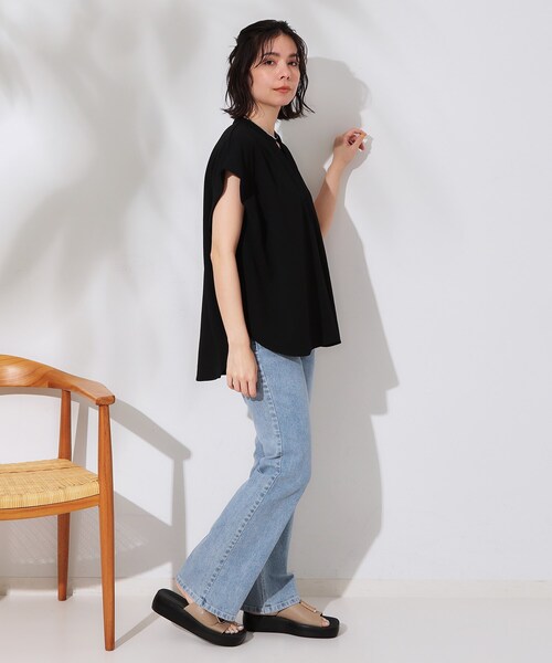 OPAQUE.CLIP（オペークドットクリップ）の「スキッパーフレンチスリーブトップス【UV/吸水速乾/洗濯機洗い可】（Tシャツ/カットソー・レディース・ホワイト/ブラック/ネイビー/ライトベージュ・40/38/36/42）」の17枚目の写真