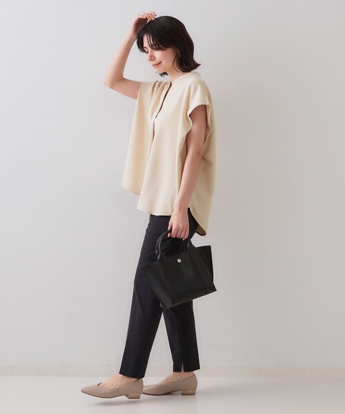 OPAQUE.CLIP（オペークドットクリップ）の「スキッパーフレンチスリーブトップス【UV/吸水速乾/洗濯機洗い可】（Tシャツ/カットソー・レディース・ホワイト/ブラック/ネイビー/ライトベージュ・40/38/36/42）」の20枚目の写真