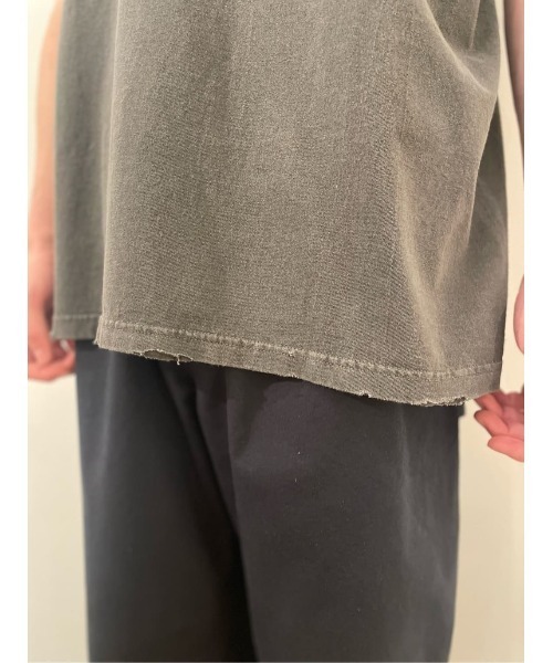 ESTNATION(エストネーション)の「ESTNATION / ガーメントダイ クラッシュカットソー(Tシャツ/カットソー・メンズ・チャコールグレー/ネイビー/レッド・SMALL/MEDIUM)」の10枚目の写真