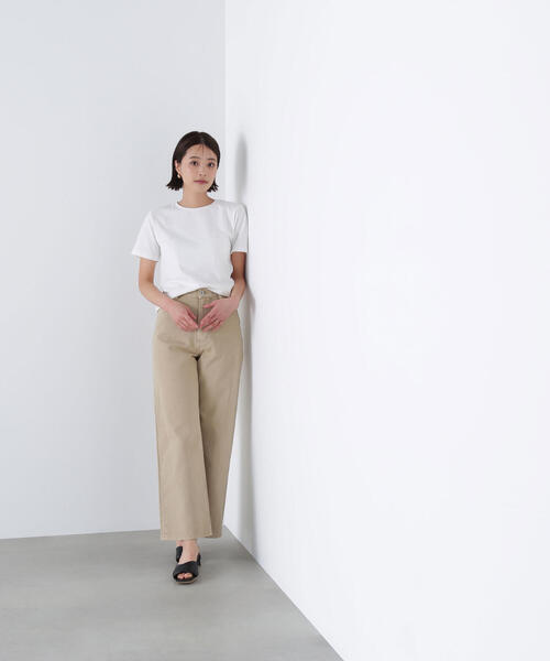 NATURAL BEAUTY BASIC(ナチュラルビューティーベーシック)の「◇ワンポイントコンパクトTシャツ(Tシャツ/カットソー・レディース・オフホワイト/ブルー/ネイビー・FREE)」の21枚目の写真