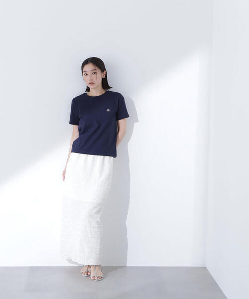 NATURAL BEAUTY BASIC(ナチュラルビューティーベーシック)の「◇ワンポイントコンパクトTシャツ(Tシャツ/カットソー・レディース・オフホワイト/ブルー/ネイビー・FREE)」の11枚目の写真