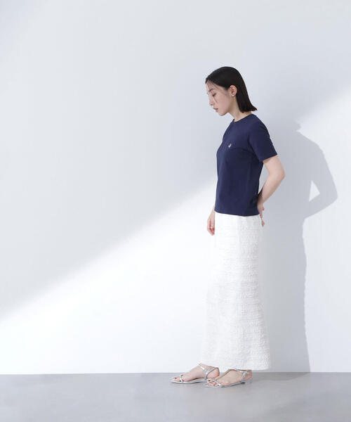 NATURAL BEAUTY BASIC(ナチュラルビューティーベーシック)の「◇ワンポイントコンパクトTシャツ(Tシャツ/カットソー・レディース・オフホワイト/ブルー/ネイビー・FREE)」の13枚目の写真