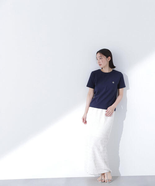 NATURAL BEAUTY BASIC(ナチュラルビューティーベーシック)の「◇ワンポイントコンパクトTシャツ(Tシャツ/カットソー・レディース・オフホワイト/ブルー/ネイビー・FREE)」の15枚目の写真