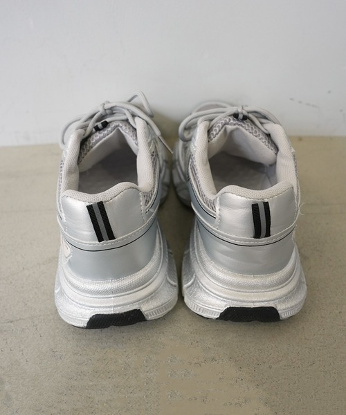 厚底軽量 シルバー メタリック ハイテクスニーカー culs132
