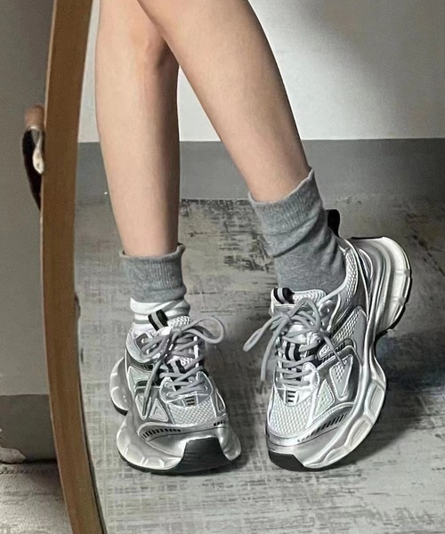 c.u.l（シーユーエル）の「厚底軽量 シルバー メタリック ハイテクスニーカー culs132（スニーカー・レディース・シルバー・39/38/37/36）」の3枚目の写真
