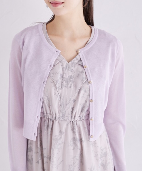 tocco closet(トッコ クローゼット)の「リボンメタル釦シアーカーディガン(カーディガン/ボレロ・レディース・オフホワイト/ブラック/ラベンダー・M)」の3枚目の写真