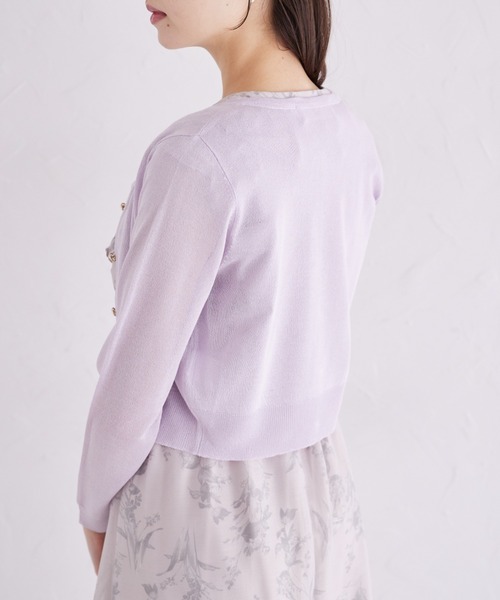 tocco closet(トッコ クローゼット)の「リボンメタル釦シアーカーディガン(カーディガン/ボレロ・レディース・オフホワイト/ブラック/ラベンダー・M)」の16枚目の写真