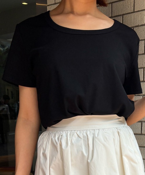 LOWO(ロワ)の「綿混コンパクトシンプルTシャツ カットソー(Tシャツ/カットソー・レディース・ブラック/ホワイト・FREE)」の1枚目の写真