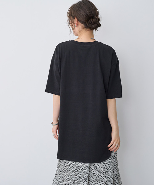 anyfee(エニフィー)の「【anyfee/プラスサイズ】接触冷感・裾ラウンドチュニックTシャツ(Tシャツ/カットソー・レディース・ホワイト/ブラック/チャコール・LL/3L/4L/5L)」の5枚目の写真