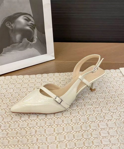 shoes365(シューズスリーシックスファイヴ)の「【SHOES 365】ポインテッドストラップパンプス (SS)(パンプス・レディース・オフホワイト/ブラック・24.5cm/23.0cm/24.0cm/22.5cm/23.5cm)」の6枚目の写真