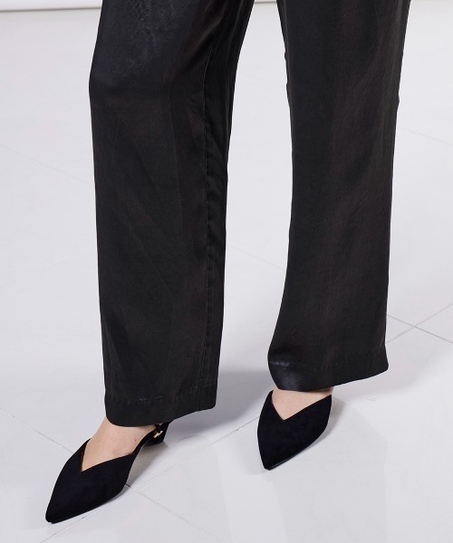 DOUBLE STANDARD CLOTHING(ダブルスタンダードクロージング)の「アセテートピグメントサテンタンクパンツ(その他パンツ・レディース・カーキ/チャコール・36/38)」の14枚目の写真