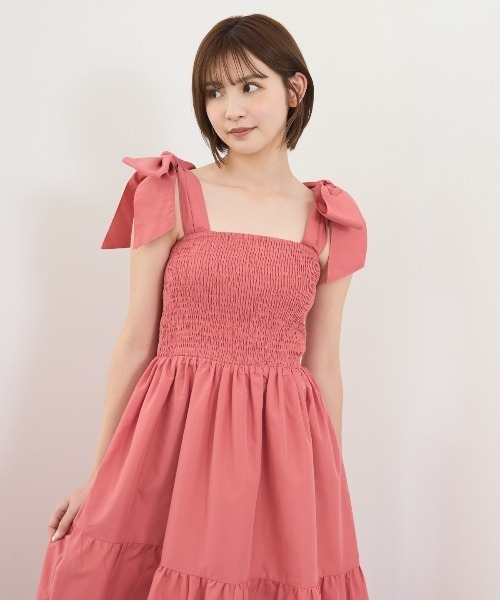 REDYAZEL（レディアゼル）の「リボンショルダーティアードワンピース（ワンピース・レディース・オフホワイト/レッド/カーキ/ブラック・FREE）」の12枚目の写真