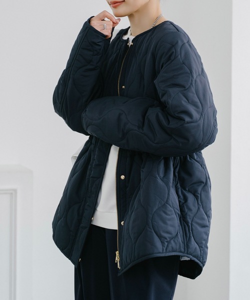 eM（エム）の「【サイズ展開あり】キルティングノーカラーハーフコート（ノーカラーコート・レディース・ブラック/ネイビー・L/M/LL）」の18枚目の写真