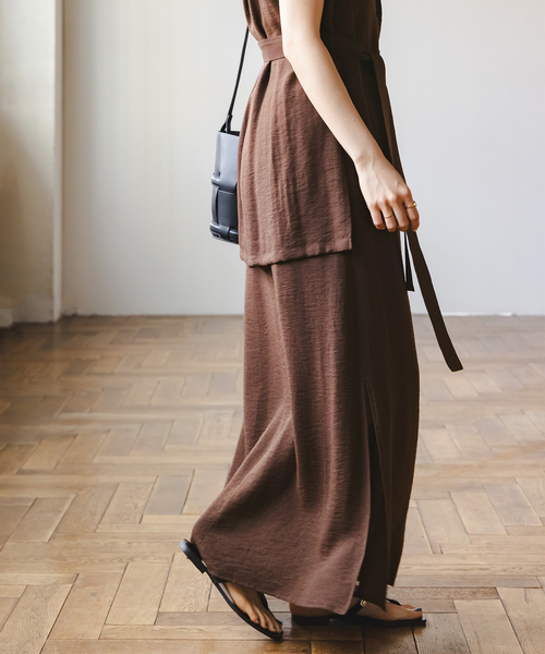 Noble（ノーブル）の「【洗える】ファジーリネンスリットAライン
