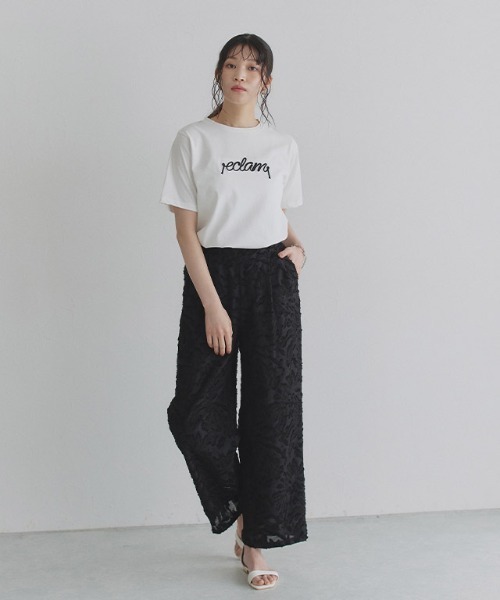ECLAM(クラム)の「コード刺繍ロゴTシャツ(Tシャツ/カットソー・レディース・グレー系その他/ホワイト×ブラック・M)」の20枚目の写真