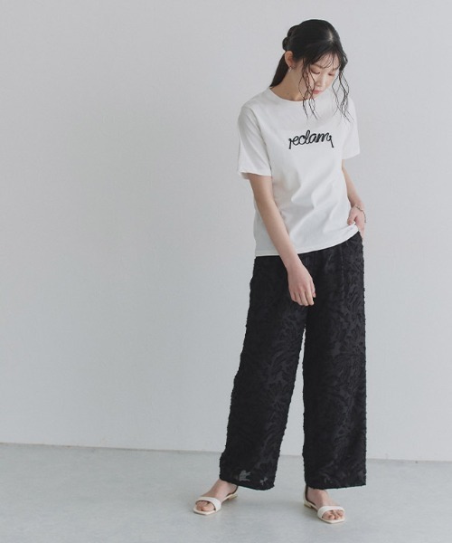 ECLAM(クラム)の「コード刺繍ロゴTシャツ(Tシャツ/カットソー・レディース・グレー系その他/ホワイト×ブラック・M)」の22枚目の写真