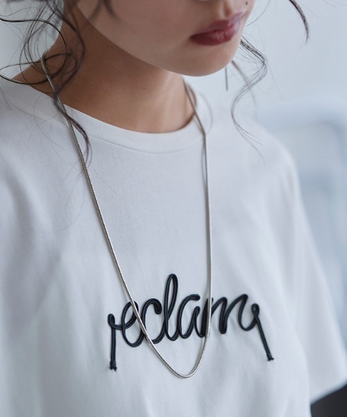 ECLAM(クラム)の「コード刺繍ロゴTシャツ(Tシャツ/カットソー・レディース・グレー系その他/ホワイト×ブラック・M)」の7枚目の写真