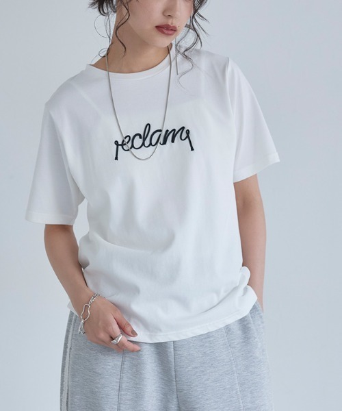 ECLAM(クラム)の「コード刺繍ロゴTシャツ(Tシャツ/カットソー・レディース・グレー系その他/ホワイト×ブラック・M)」の11枚目の写真