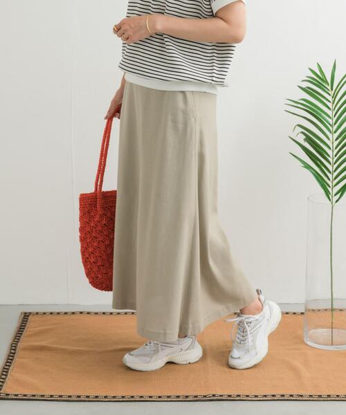 URBAN RESEARCH DOORS(アーバンリサーチドアーズ)の「麻混レーヨンフレアスカート(スカート・レディース・ベージュ/ブラック/ボルドー・MEDIUM)」の6枚目の写真