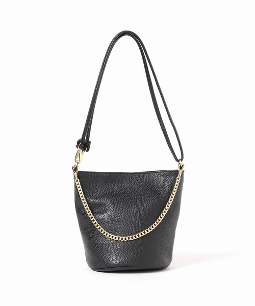 AULENTTI（オウレンティ）の「【AULENTTI/オウレンティ】チェーンレザーBAG（ショルダーバッグ・レディース・ブラック/ベージュ・FREE）」の7枚目の写真