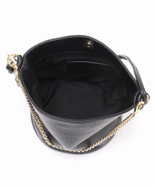AULENTTI（オウレンティ）の「【AULENTTI/オウレンティ】チェーンレザーBAG（ショルダーバッグ・レディース・ブラック/ベージュ・FREE）」の11枚目の写真