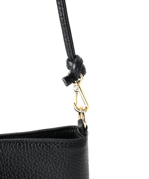AULENTTI（オウレンティ）の「【AULENTTI/オウレンティ】チェーンレザーBAG（ショルダーバッグ・レディース・ブラック/ベージュ・FREE）」の20枚目の写真