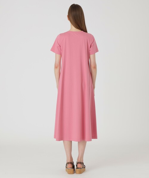 BLUE LABEL CRESTBRIDGE(ブルーレーベルクレストブリッジ)の「ピマコットンプレーティング天竺パーシャルチェックドレス(ワンピース・レディース・ブラック/ダークネイビー/ピンク・36/38)」の10枚目の写真