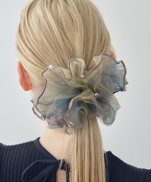 GOLDY（ゴールディ）の「スフィアー シアー ビッグ シュシュ（シュシュ・レディース・ブルー系1/ブルー系2/ブラック系1/ホワイト系1/ホワイト系2/ブラック系2・FREE）」の6枚目の写真