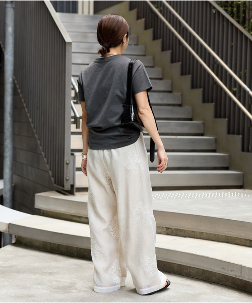 JOURNAL STANDARD（ジャーナルスタンダード）の「《WEB限定追加4》VERDANT Tシャツ（Tシャツ/カットソー・レディース・シルバー/ブラック系その他/ホワイト・FREE）」の13枚目の写真