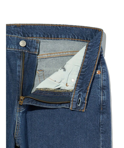 Levi's(リーバイス)の「Levi's/リーバイス 505(TM) レギュラーフィットジーンズ(デニムパンツ・メンズ・インディゴブルー・W28 L32/W29 L32/W30 L32/W31 L32/W32 L32/W33 L32/W34 L32/W36 L32)」の6枚目の写真