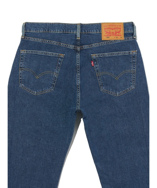 Levi's(リーバイス)の「Levi's/リーバイス 505(TM) レギュラーフィットジーンズ(デニムパンツ・メンズ・インディゴブルー・W28 L32/W29 L32/W30 L32/W31 L32/W32 L32/W33 L32/W34 L32/W36 L32)」の7枚目の写真
