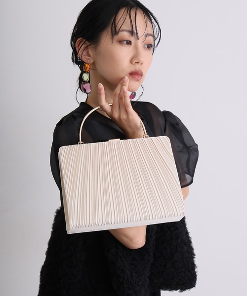PourVous(プールヴー)の「サテン プリーツ ワンハンドル 結婚式 お呼ばれ オケージョン 同窓会 パーティーバッグ(ハンドバッグ・レディース・シルバー/ブラック/ベージュ・FREE)」の10枚目の写真