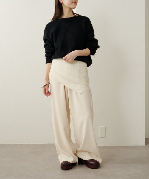 Omekashi（オメカシ）の「フェイクレザートライアングルマルチストール（ストール/ショール・レディース・オフホワイト/ブラック・ONE SIZE）」の12枚目の写真