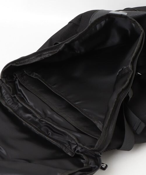 GERRY(ジェリー)の「GERRY ジェリー バックパック 撥水レインカバー付き 大容量リュック(バックパック/リュック・メンズ・ブラック/シルバー・ONE SIZE)」の5枚目の写真