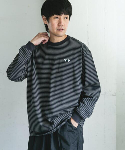 URBAN RESEARCH DOORS(アーバンリサーチドアーズ)の「『別注』PENNEYS×DOORS THE FOX 天竺ロングスリーブTシャツ(Tシャツ/カットソー・メンズ・ホワイト/ブラック系その他/チャコールグレー・MEDIUM/LARGE)」の7枚目の写真
