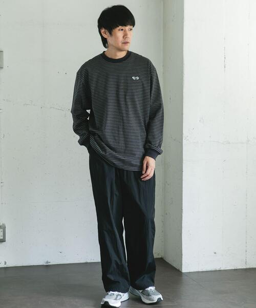 URBAN RESEARCH DOORS(アーバンリサーチドアーズ)の「『別注』PENNEYS×DOORS THE FOX 天竺ロングスリーブTシャツ(Tシャツ/カットソー・メンズ・ホワイト/ブラック系その他/チャコールグレー・MEDIUM/LARGE)」の6枚目の写真