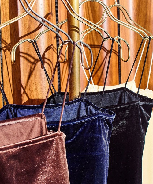 ROSE BUD（ローズバッド）の「VELOUR CUP CAMISOLE（キャミソール・レディース・ブラック/オフホワイト/ネイビー/ブラウン・ONE SIZE）」の6枚目の写真