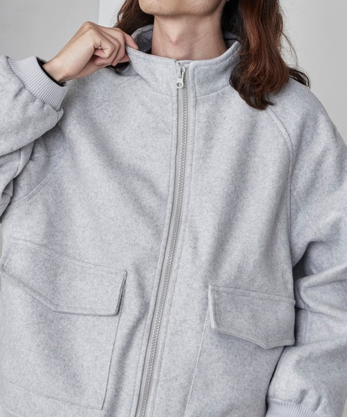 Theater code(シアターコード)の「Basic Flap Pocket Blouson / ベーシック フラップポケット付き スウェット ブルゾン 秋 秋服メンズ 2026年秋冬 冬服(ブルゾン・メンズ・アッシュ/チャコール・M/L)」の7枚目の写真