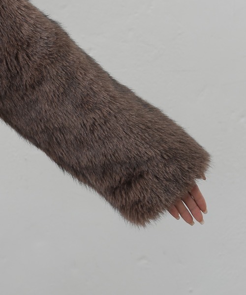 COLONY 2139（コロニートゥーワンスリーナイン）の「ノーカラーファージャケット（ノーカラージャケット・レディース・ブラウン/チャコールグレー/アイボリー・FREE）」の4枚目の写真