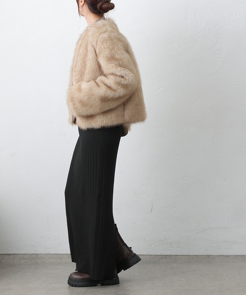 COLONY 2139（コロニートゥーワンスリーナイン）の「ノーカラーファージャケット（ノーカラージャケット・レディース・ブラウン/チャコールグレー/アイボリー・FREE）」の8枚目の写真