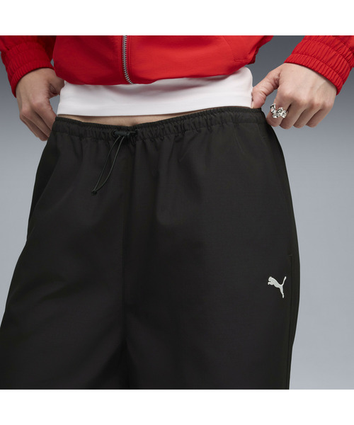 PUMA(プーマ)の「PUMA プーマ ウィメンズ ワードローブ ESS パラシュート ウーブン パンツ(その他パンツ・レディース・ブラック/アーミー・MEDIUM/LARGE/X-LARGE/SMALL)」の3枚目の写真