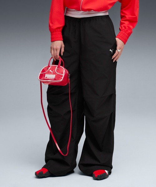 PUMA(プーマ)の「PUMA プーマ ウィメンズ ワードローブ ESS パラシュート ウーブン パンツ(その他パンツ・レディース・ブラック/アーミー・MEDIUM/LARGE/X-LARGE/SMALL)」の1枚目の写真