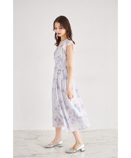 tocco closet(トッコ クローゼット)の「フリル付きウエストシャーリングフラワープリントカシュクールワンピース(ワンピース・レディース・ブルー/ピンク・M)」の17枚目の写真