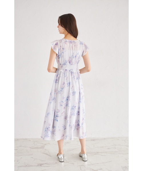 tocco closet(トッコ クローゼット)の「フリル付きウエストシャーリングフラワープリントカシュクールワンピース(ワンピース・レディース・ブルー/ピンク・M)」の18枚目の写真