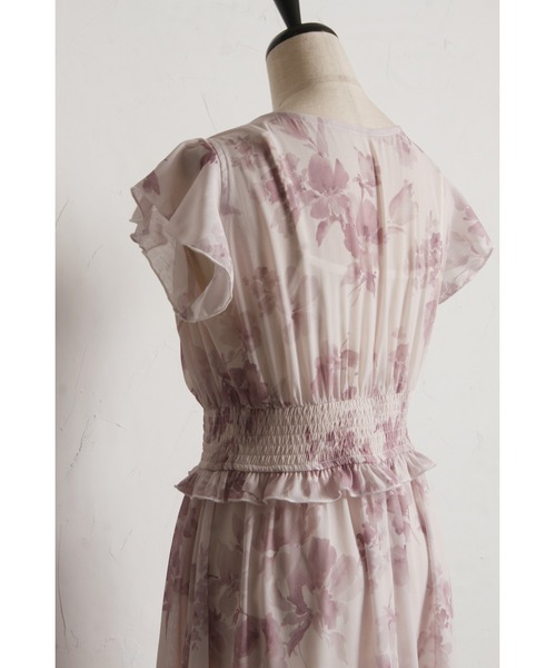 tocco closet(トッコ クローゼット)の「フリル付きウエストシャーリングフラワープリントカシュクールワンピース(ワンピース・レディース・ブルー/ピンク・M)」の11枚目の写真
