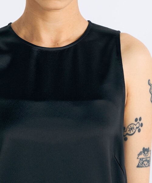 EDITION（エディション）の「ワッシャーサテン ノースリーブワンピース（ワンピース・レディース・ブラック/カーキ・34/36）」の6枚目の写真