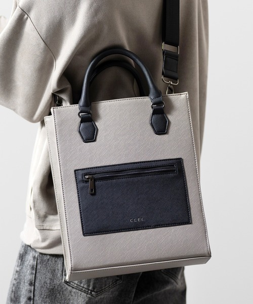 CLEL（クレイル）の「【CLEL】Embossed 2Way Tote Bag / エンボス 2wayトートバッグ（トートバッグ・メンズ・ブラック系/ベージュ系・FREE）」の2枚目の写真