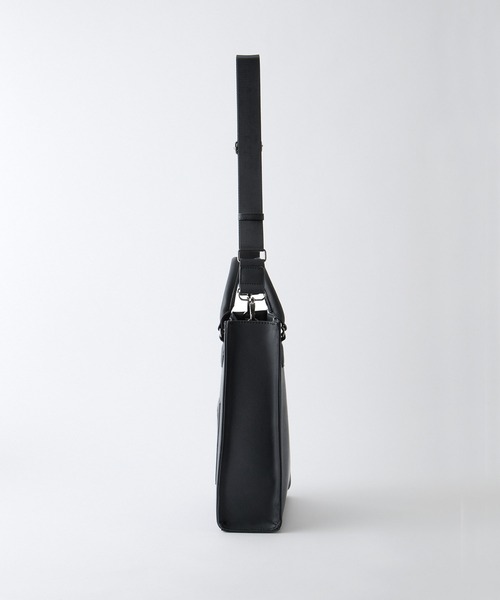 CLEL（クレイル）の「【CLEL】Embossed 2Way Tote Bag / エンボス 2wayトートバッグ（トートバッグ・メンズ・ブラック系/ベージュ系・FREE）」の6枚目の写真