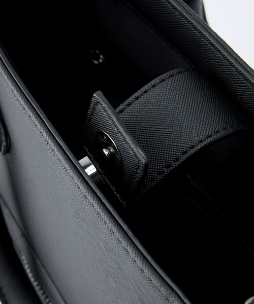 CLEL（クレイル）の「【CLEL】Embossed 2Way Tote Bag / エンボス 2wayトートバッグ（トートバッグ・メンズ・ブラック系/ベージュ系・FREE）」の19枚目の写真